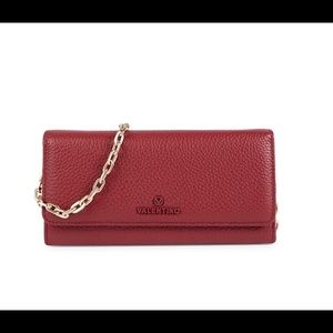 Valentino by Mario Valentino

Jupiter Texture Leather Chain Wallet